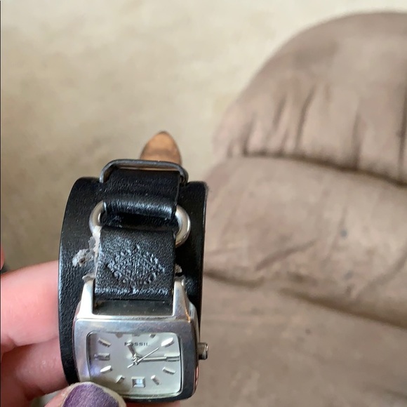 Used Fossil Watch. - Picture 3 of 3